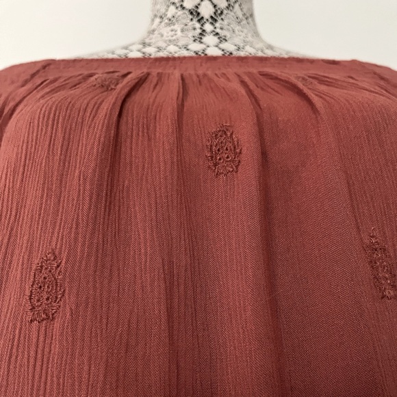 American Eagle Boho Off-The Shoulder Top - Picture 2 of 5